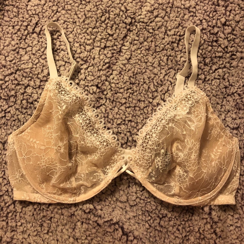 Victoria’s Secret unlined bra